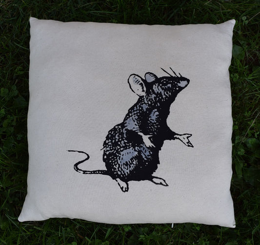 Reepicheep the Rat: Throw/Decor Pillow (15x15)